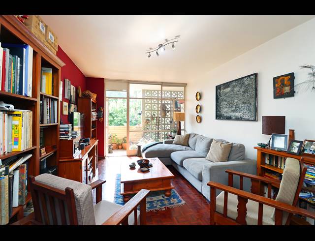 1 BEDROOM APARTMENT FOR SALE IN HOUGHTON ESTATE